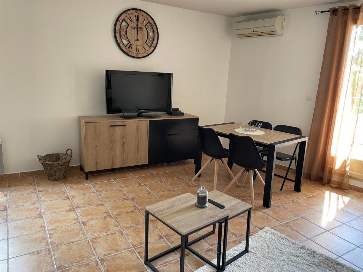Superbe Au Cœur Du Luberon. Appartement *
